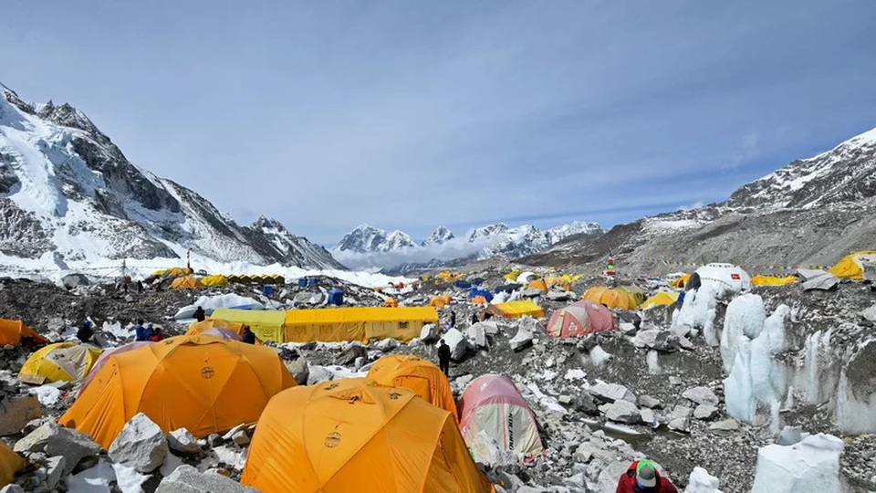 Covid-19 lan đến nóc nhà thế giới, Nepal nguy cơ thành Ấn Độ thứ hai - 1 Covid-19 lan đến nóc nhà thế giới, Nepal nguy cơ thành Ấn Độ thứ hai - 1