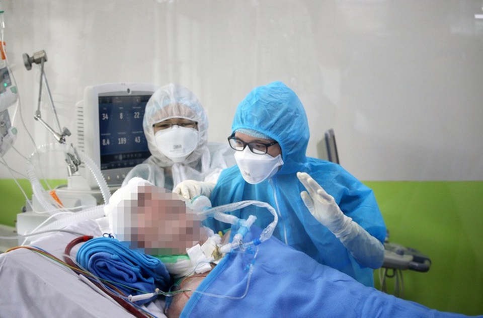 Phi công người Anh ngưng lọc máu, cải thiện chức năng thận - 1 Phi công người Anh ngưng lọc máu, cải thiện chức năng thận - 1