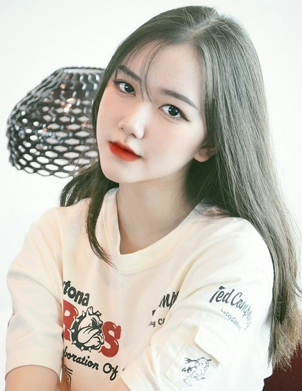 Thiếu nữ xinh nức tiếng Sài thành làm người mẫu khi 10 tuổi - 10 Thiếu nữ xinh nức tiếng Sài thành làm người mẫu khi 10 tuổi - 10