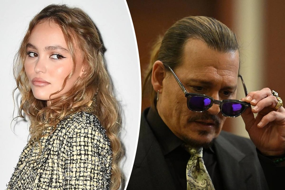 Sự im lặng khó hiểu của con gái Johnny Depp trước sóng gió đời cha - 1 Sự im lặng khó hiểu của con gái Johnny Depp trước sóng gió đời cha - 1