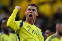 C.Ronaldo ẵm hàng loạt giải thưởng dù đội nhà trắng tay