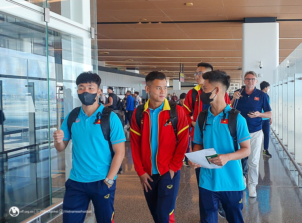 U23 Việt Nam đến Qatar, ở khách sạn của đội tuyển Đức - 4 U23 Việt Nam đến Qatar, ở khách sạn của đội tuyển Đức - 4