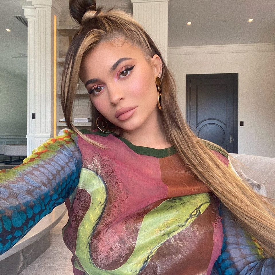 Nhìn lại chặng đường đã qua của “tỷ phú bị phế truất” Kylie Jenner - 14 Nhìn lại chặng đường đã qua của “tỷ phú bị phế truất” Kylie Jenner - 14