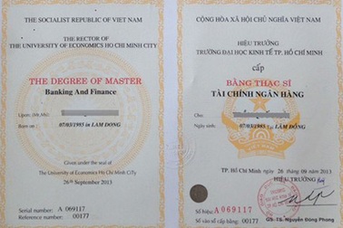 Thâm nhập đường dây làm bằng giả siêu rẻ: Bằng tiến sĩ giá... 7 triệu đồng