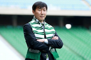 BLV Quang Huy: "VFF chọn HLV Kim Sang Sik là nước đi an toàn"