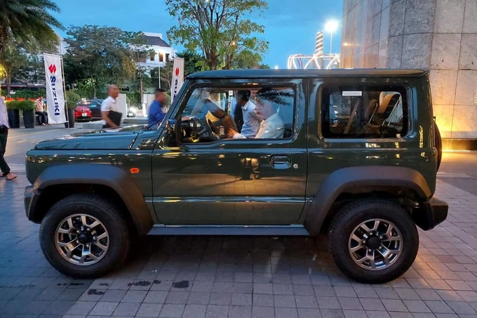 Lộ diện Suzuki Jimny chính hãng: Đã ra biển số, sắp ra mắt khách Việt - 3