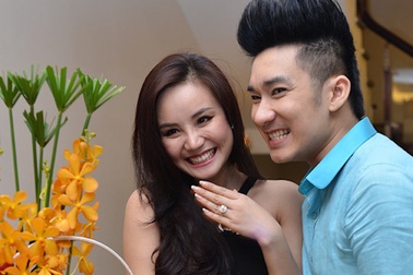 Trang Nhung, Vy Oanh mừng album mới của Quang Hà