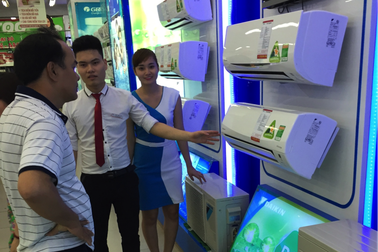 Đầu hè, dân buôn điện máy tung đủ chiêu “thổi giá” điều hòa