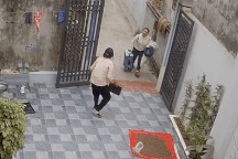 Cô gái đi xuất khẩu lao động bí mật về đón Tết, mẹ chồng phản ứng bất ngờ