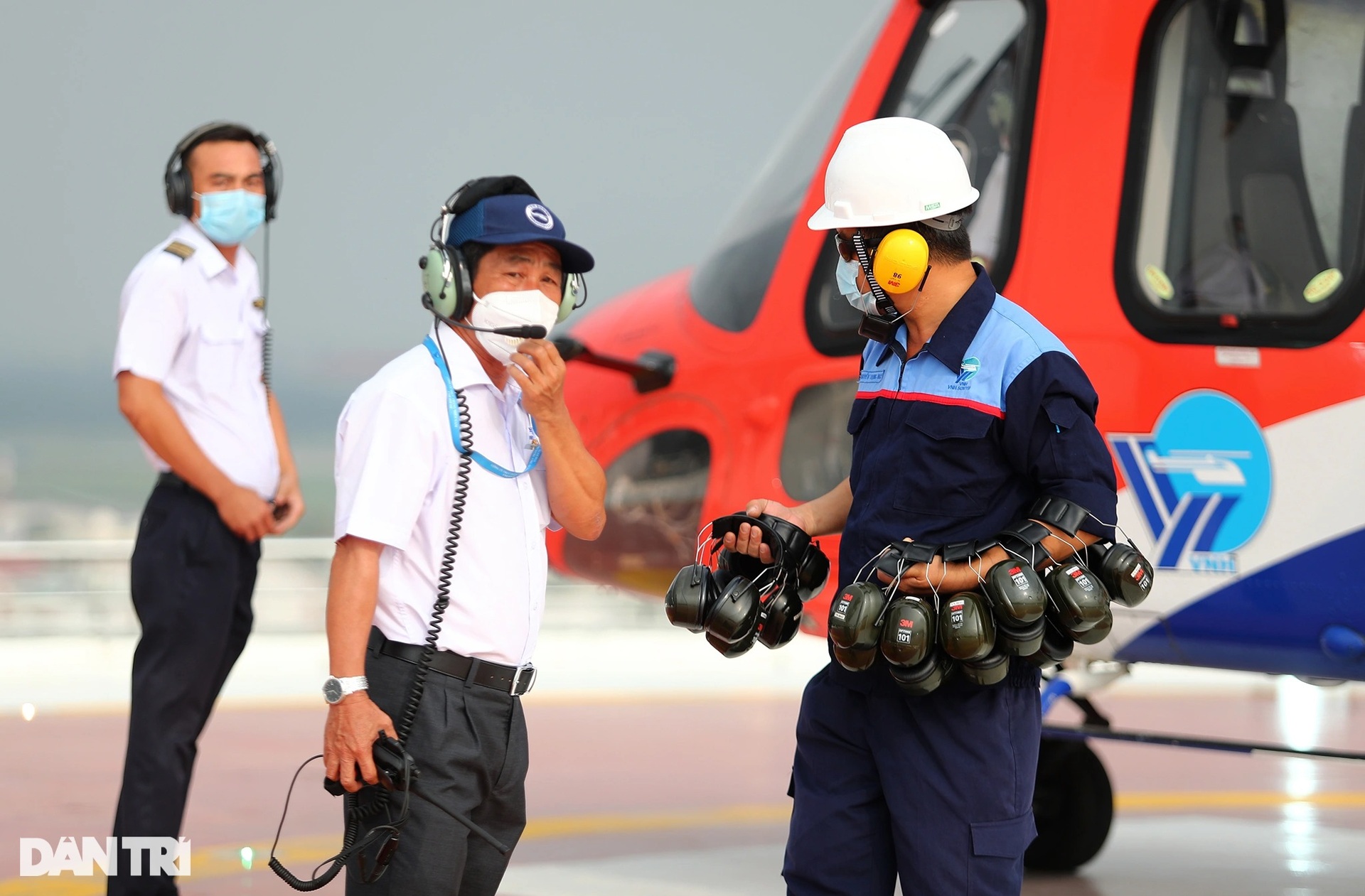 Trực thăng 540 tỷ đưa du khách ngắm toàn cảnh TPHCM từ trên cao - 3