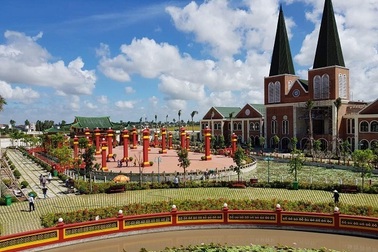 Đến Cáp treo Núi Sam, mãn nhãn với các điểm tham quan