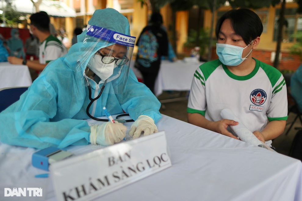Những trẻ nào chống chỉ định tiêm vaccine phòng Covid-19 của Pfizer? - 1 Những trẻ nào chống chỉ định tiêm vaccine phòng Covid-19 của Pfizer? - 1