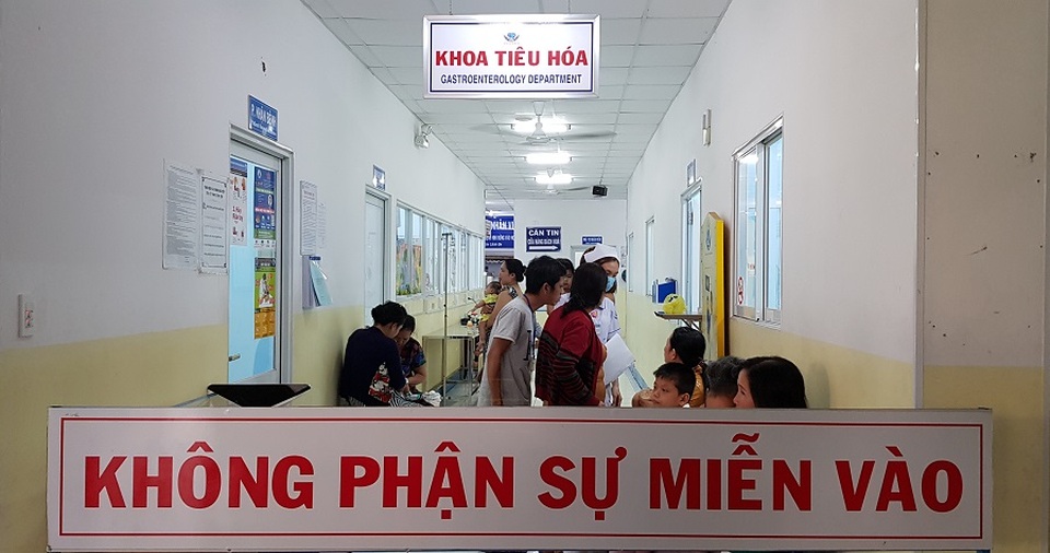 Ăn sáng món xôi gà, 108 học sinh nhập viện - 1 Ăn sáng món xôi gà, 108 học sinh nhập viện - 1