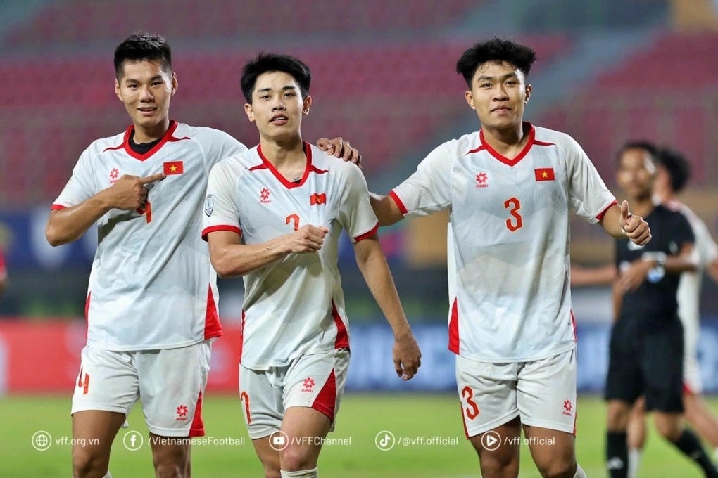 صحيفة إندونيسية تشير إلى أكبر نقاط ضعف منتخب فيتنام تحت 23 عامًا - 2 Báo Indonesia chỉ ra điểm yếu lớn nhất của U23 Việt Nam - 2