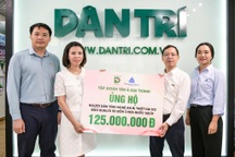 Báo Dân trí tiếp nhận 50 bồn chứa nước, hỗ trợ người dân vùng lũ ở Nghệ An