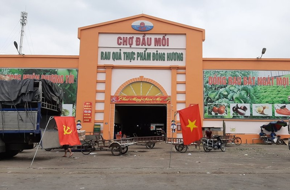 Tiểu thương chợ đầu mối lớn nhất Thanh Hóa bị đâm chết khi đang ngủ - 3 Tiểu thương chợ đầu mối lớn nhất Thanh Hóa bị đâm chết khi đang ngủ - 3
