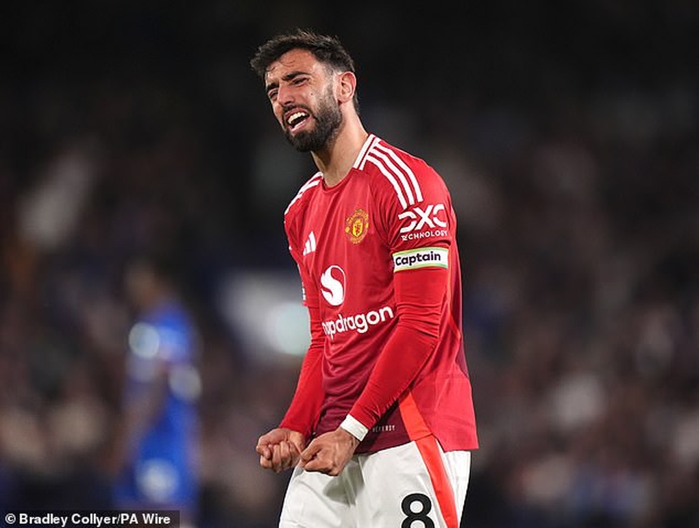 Đại gia Saudi Arabia ra giá, trả lương cao khó tin cho Bruno Fernandes - 2 Đại gia Saudi Arabia ra giá, trả lương cao khó tin cho Bruno Fernandes - 2