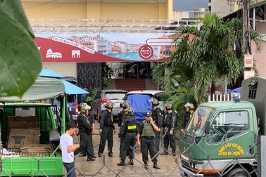 Công an thu giữ được gì khi khám xét tại công ty địa ốc Alibaba?