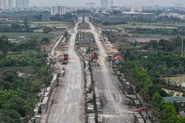 Tuyến đường dài 2,9km, trị giá gần 500 tỷ đồng làm 3 năm chưa xong ở Hà Nội