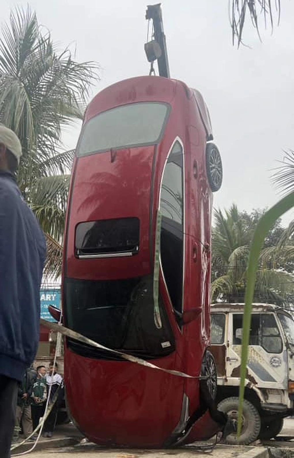 Rao bán Kia K3 không một lỗi nhỏ, cộng đồng nghi vấn xe từng ngập nước - 3 Rao bán Kia K3 không một lỗi nhỏ, cộng đồng nghi vấn xe từng ngập nước - 3