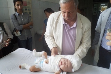 Cơ hội lành lặn cho trẻ bị liệt thần kính đám rối cánh tay