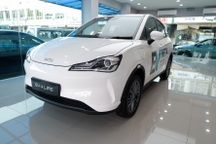 Vì sao Malaysia cấm nhập khẩu ô tô điện giá rẻ?