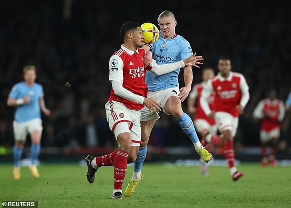 HLV Mikel Arteta: Arsenal đủ tự tin để đánh bại Man City - 2 HLV Mikel Arteta: Arsenal đủ tự tin để đánh bại Man City - 2
