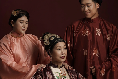 NSND Hồng Vân trăn trở việc đem sử Việt lên sân khấu kịch