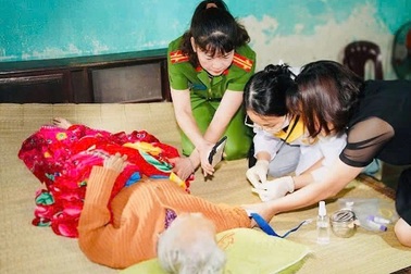 “Chạy đua với thời gian” thu nhận mẫu ADN thân nhân liệt sỹ