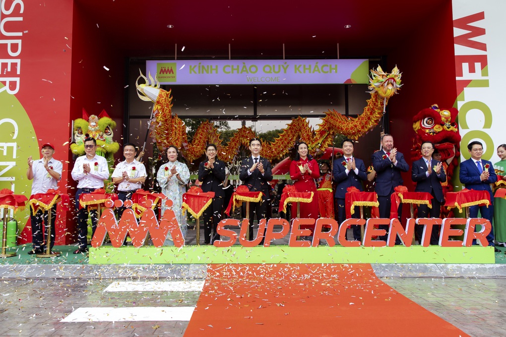 ຈຸດຫັນປ່ຽນຂອງການພັດທະນາແບບຍືນຍົງ ແລະ ທັນສະໄໝຂອງຕະຫຼາດ MM Mega ຫວຽດນາມ - 3 Bước ngoặt phát triển bền vững và hiện đại của MM Mega Market Việt Nam - 3