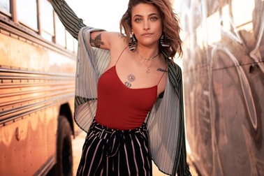 Paris Jackson: Vượt qua bi kịch để tự yêu bản thân