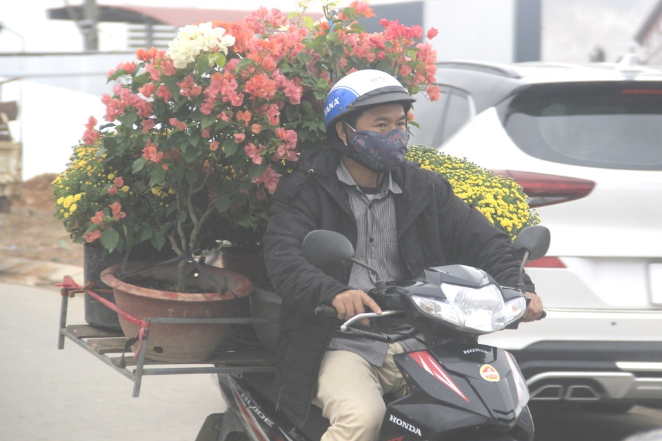 Hối hả chở Xuân về nhà ngày 30 Tết - 2 Hối hả chở Xuân về nhà ngày 30 Tết - 2