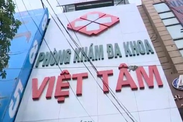 Hà Nội: Tước chứng chỉ hành nghề của 4 bác sĩ