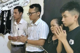 Ba chị em mồ côi bố mẹ được bạn đọc tiếp sức hơn 195 triệu đồng
