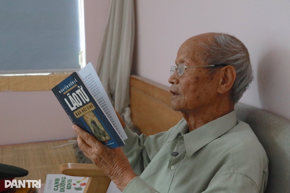 Cuộc sống trong viện dưỡng lão ở Hà Nội của Thiếu tướng 97 tuổi - 1 Cuộc sống trong viện dưỡng lão ở Hà Nội của Thiếu tướng 97 tuổi - 1