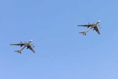 Máy bay ném bom của Nga xuất hiện gần Triều Tiên