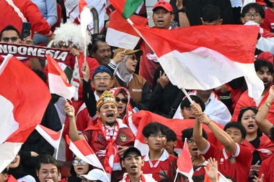 Báo Indonesia phản ứng mạnh sai sót nhầm quốc kỳ ở SEA Games 33