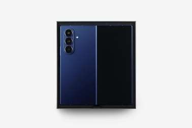 Mở hộp Galaxy Z Fold7 mới ra mắt của Samsung