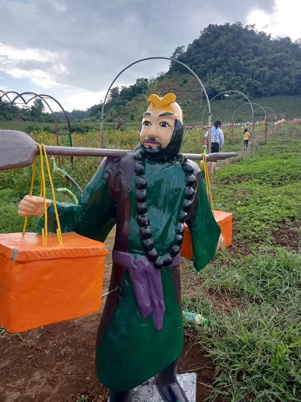 Sự thật về tượng thầy trò Đường Tăng phiên bản lỗi gây tranh cãi ở Sơn La - 5 Sự thật về tượng thầy trò Đường Tăng phiên bản lỗi gây tranh cãi ở Sơn La - 5