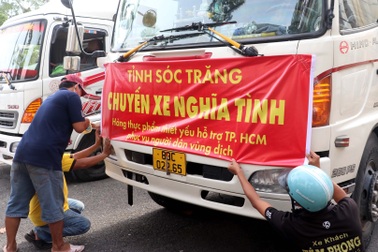 Sóc Trăng: "Chuyến xe nghĩa tình" hỗ trợ đồng bào TPHCM