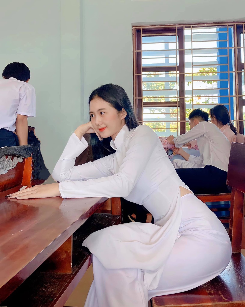 Thiếu nữ Đà Nẵng 17 tuổi được khen đẹp thuần khiết, thơ ngây - 1 Thiếu nữ Đà Nẵng 17 tuổi được khen đẹp thuần khiết, thơ ngây - 1