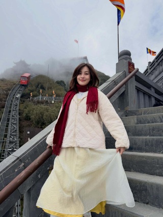 "Hot girl IELTS 8.5" Thảo Tâm: Ngày càng gợi cảm, được cầu hôn ở tuổi 26 - 14
