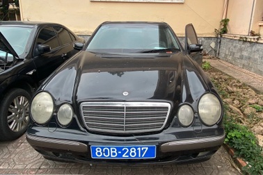 Sắp đấu giá nhiều xe Mercedes Benz biển 80B giá khởi điểm 23-41 triệu đồng