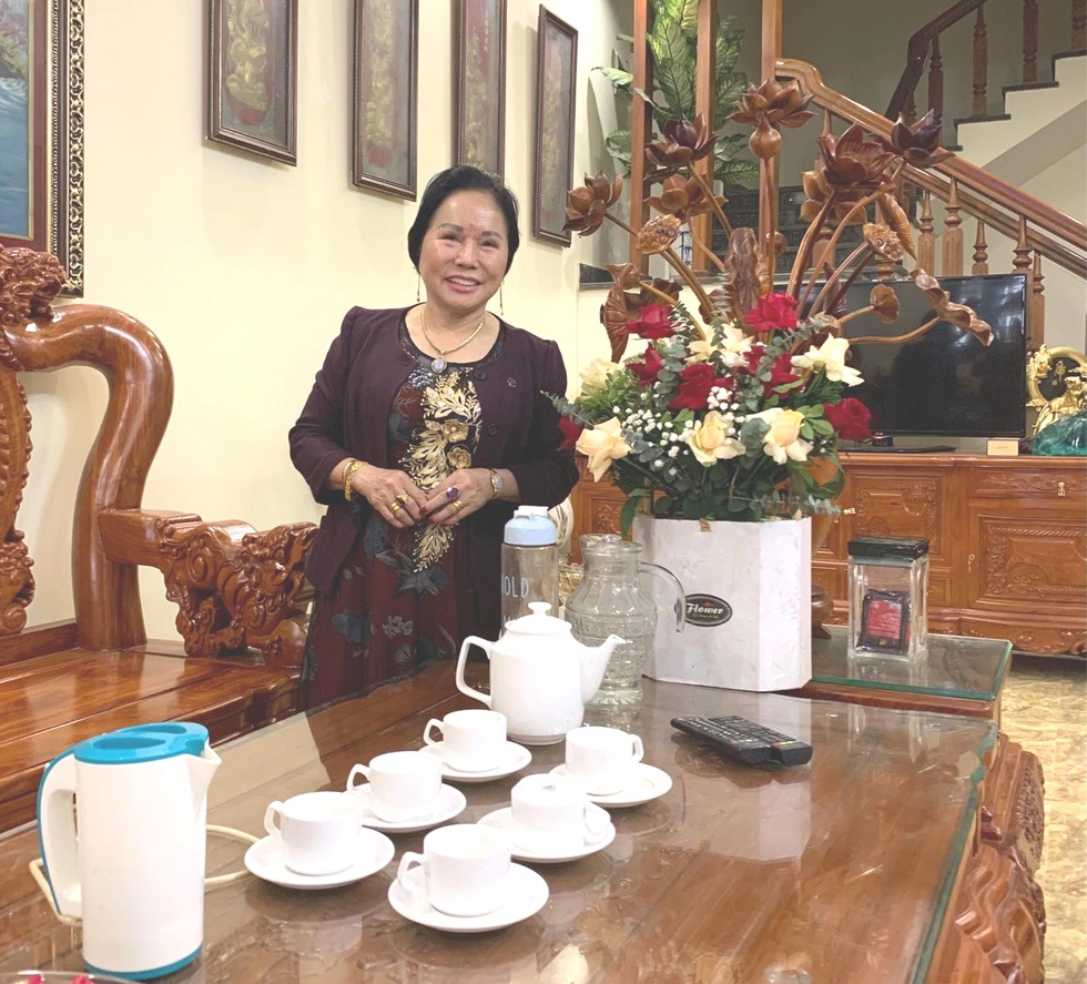 Người mẹ tại Việt Nam tìm 2 con trai ở Pháp để bàn giao đất đai, tài sản - 1 Người mẹ tại Việt Nam tìm 2 con trai ở Pháp để bàn giao đất đai, tài sản - 1