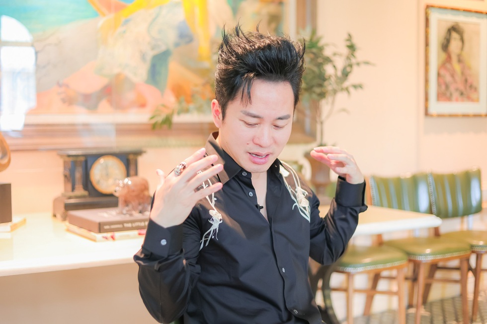 Tùng Dương: Tôi không tranh luận hơn thua với phụ nữ - 5 Tùng Dương: Tôi không tranh luận hơn thua với phụ nữ - 5