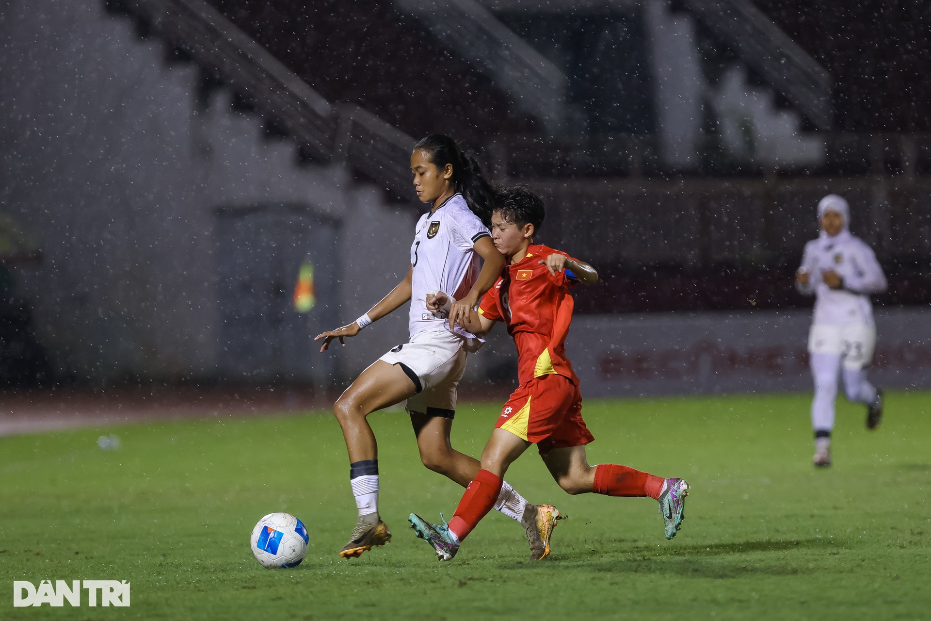 Thắng đậm Indonesia, Việt Nam gặp Thái Lan ở chung kết U19 nữ Đông Nam Á - 4