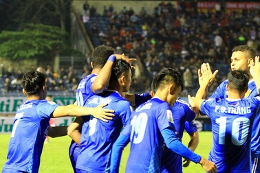 Bùi Tiến Dũng để thủng lưới, Thanh Hóa thua trên sân Quảng Nam