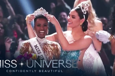 Tân Hoa hậu hoàn vũ Zozibini Tunzi