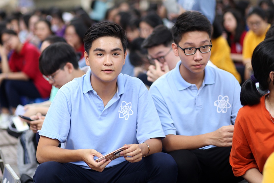 Trai xinh gái đẹp hội tụ tại buổi bế giảng THPT Phan Đình Phùng - 12 Trai xinh gái đẹp hội tụ tại buổi bế giảng THPT Phan Đình Phùng - 12