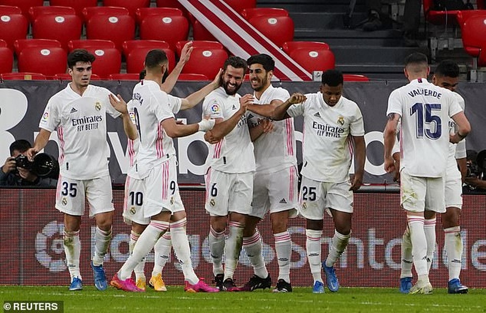 Atletico và Real Madrid thắng nghẹt thở, Barcelona tan mộng vô địch La Liga - 8 Atletico và Real Madrid thắng nghẹt thở, Barcelona tan mộng vô địch La Liga - 8